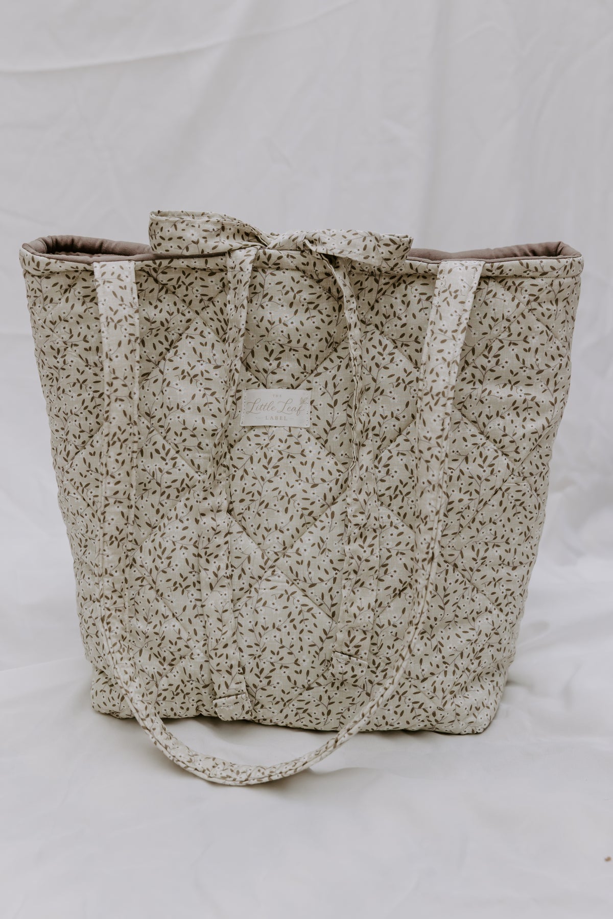 Dainty Daisy Market Tote