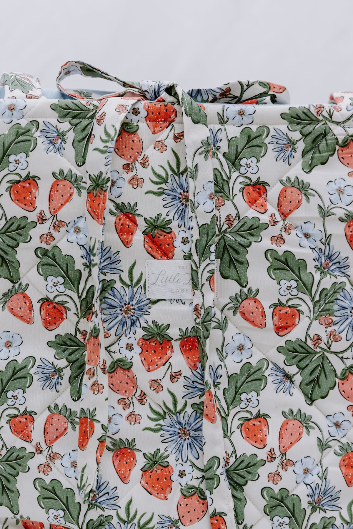 Strawberry Fields Market Tote - Polka Dot Lining