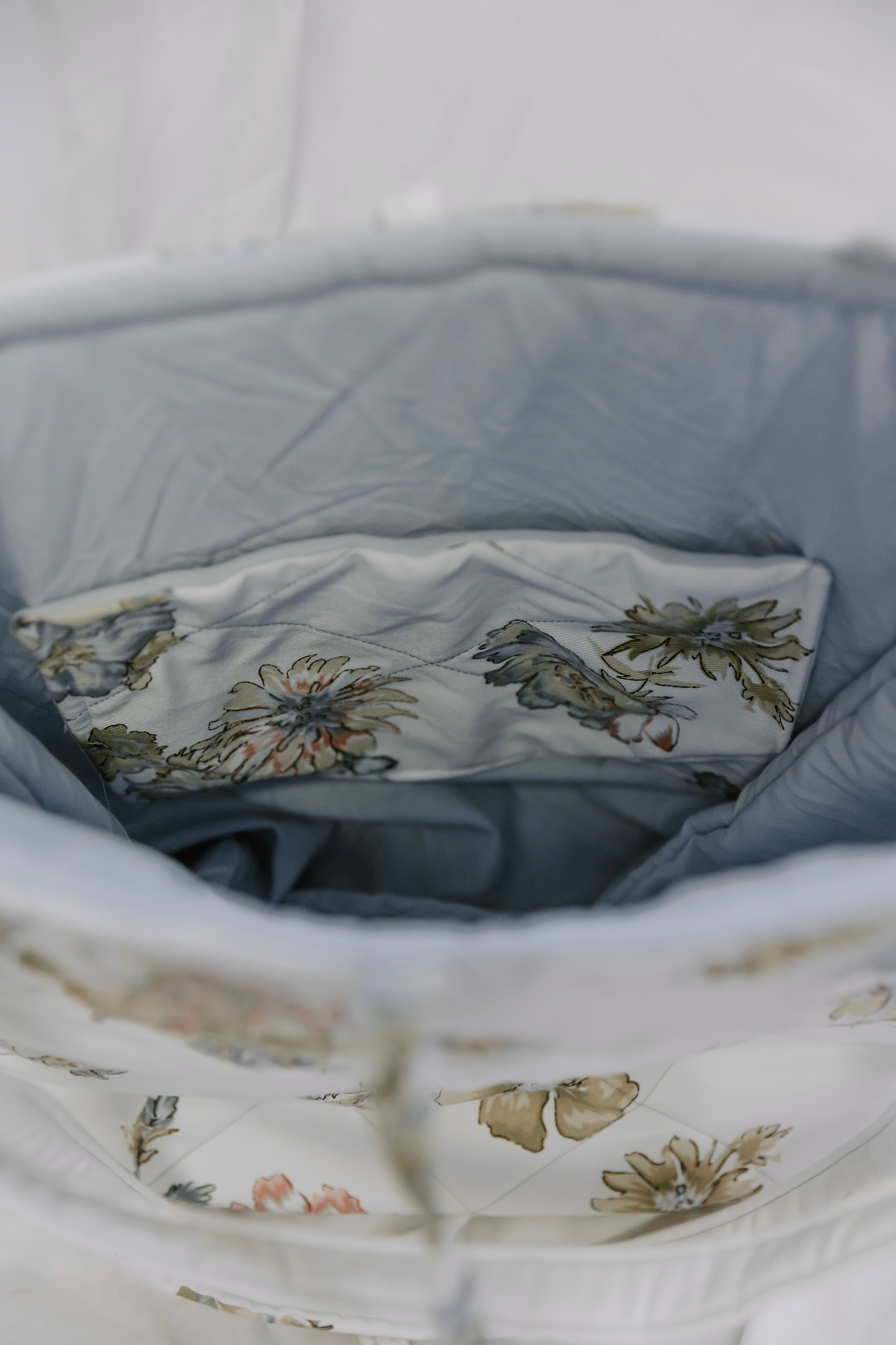 Vintage Botanical Market Tote