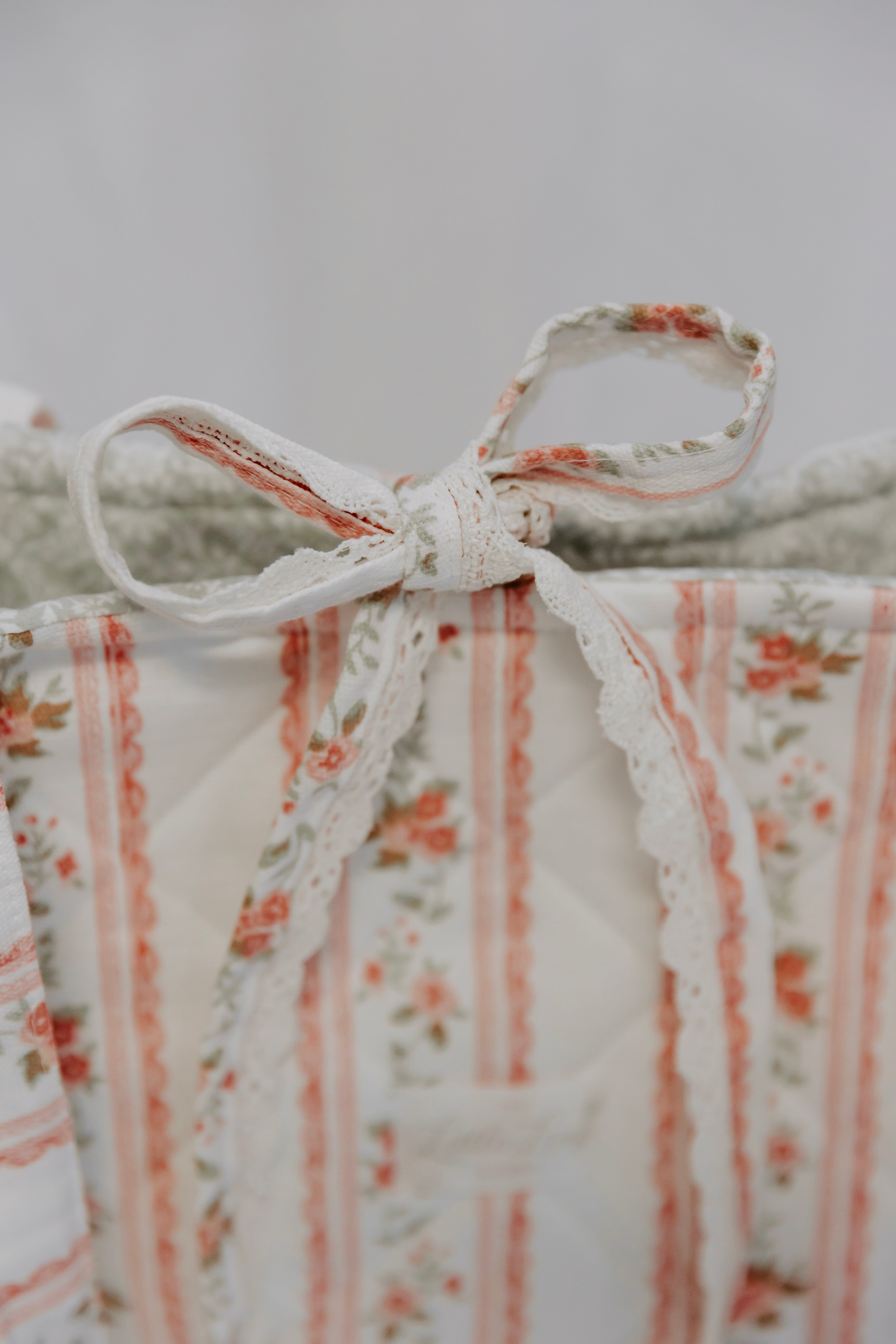 Romantic Bloom Market Tote
