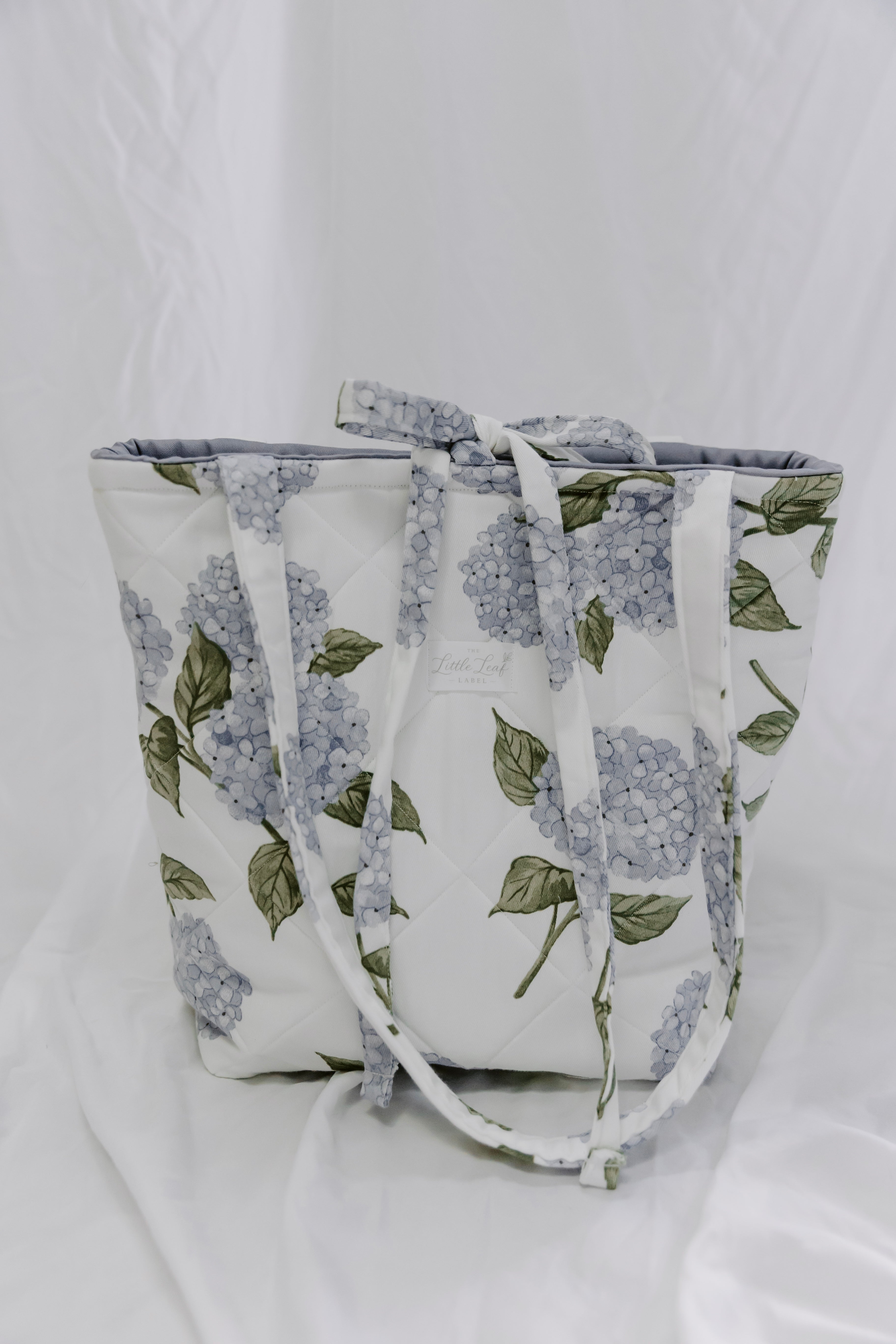 Dusty Hydrangea Market Tote