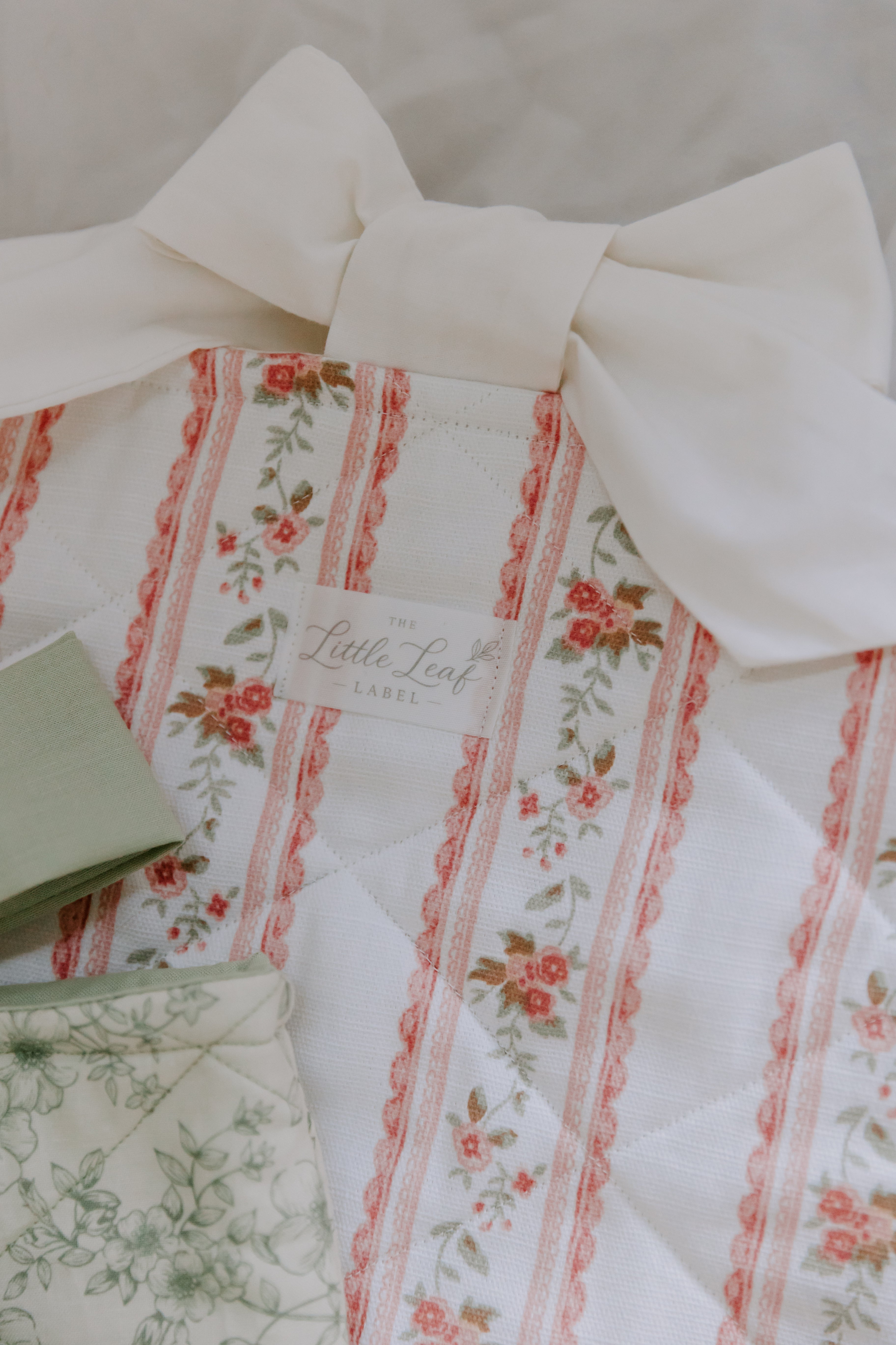 Romantic Bloom Book Sleeve