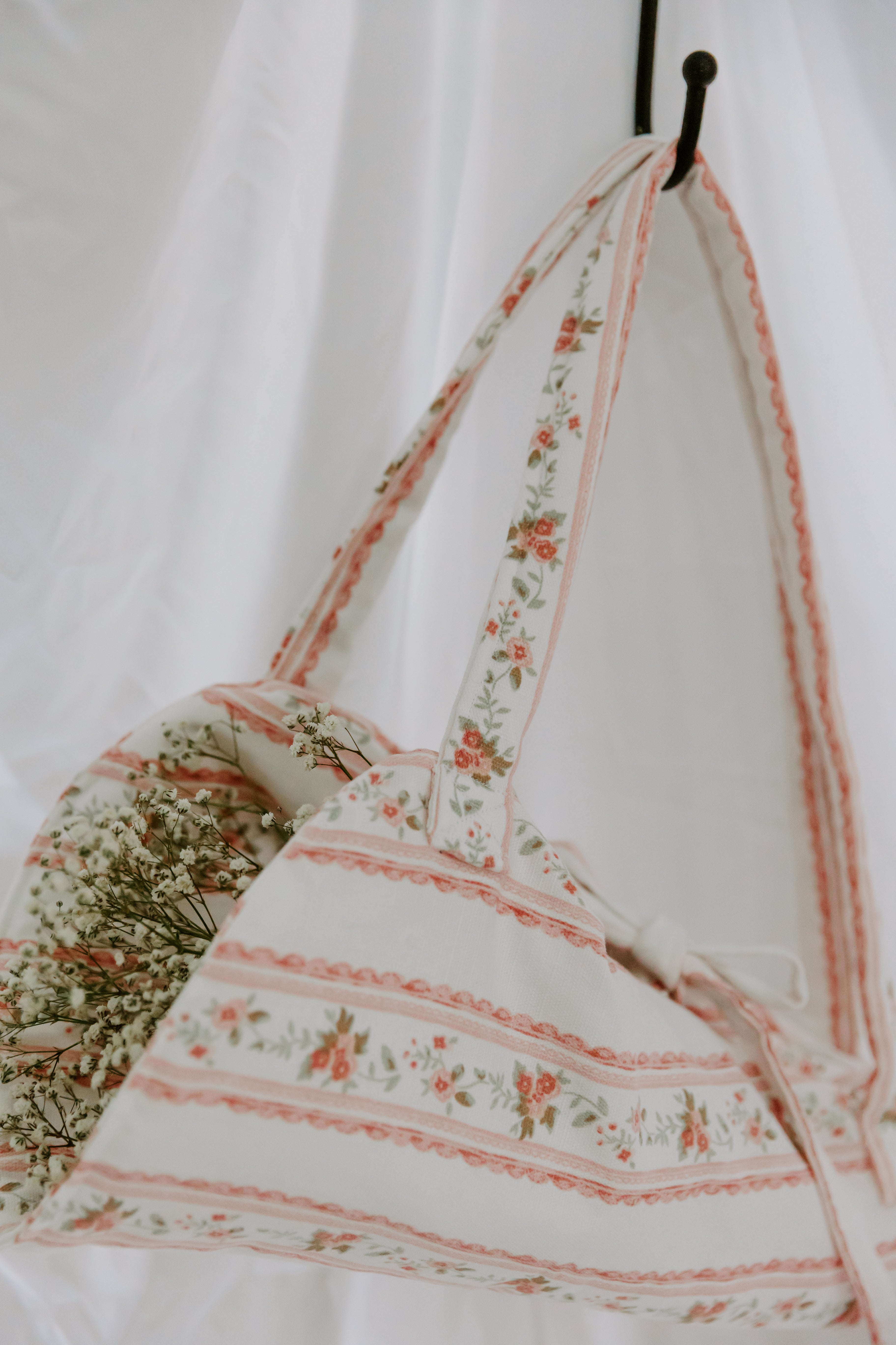 Romantic Bloom Flower Tote