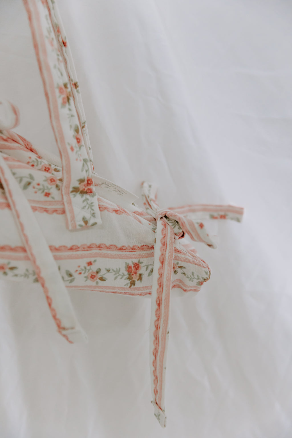 Romantic Bloom Flower Tote