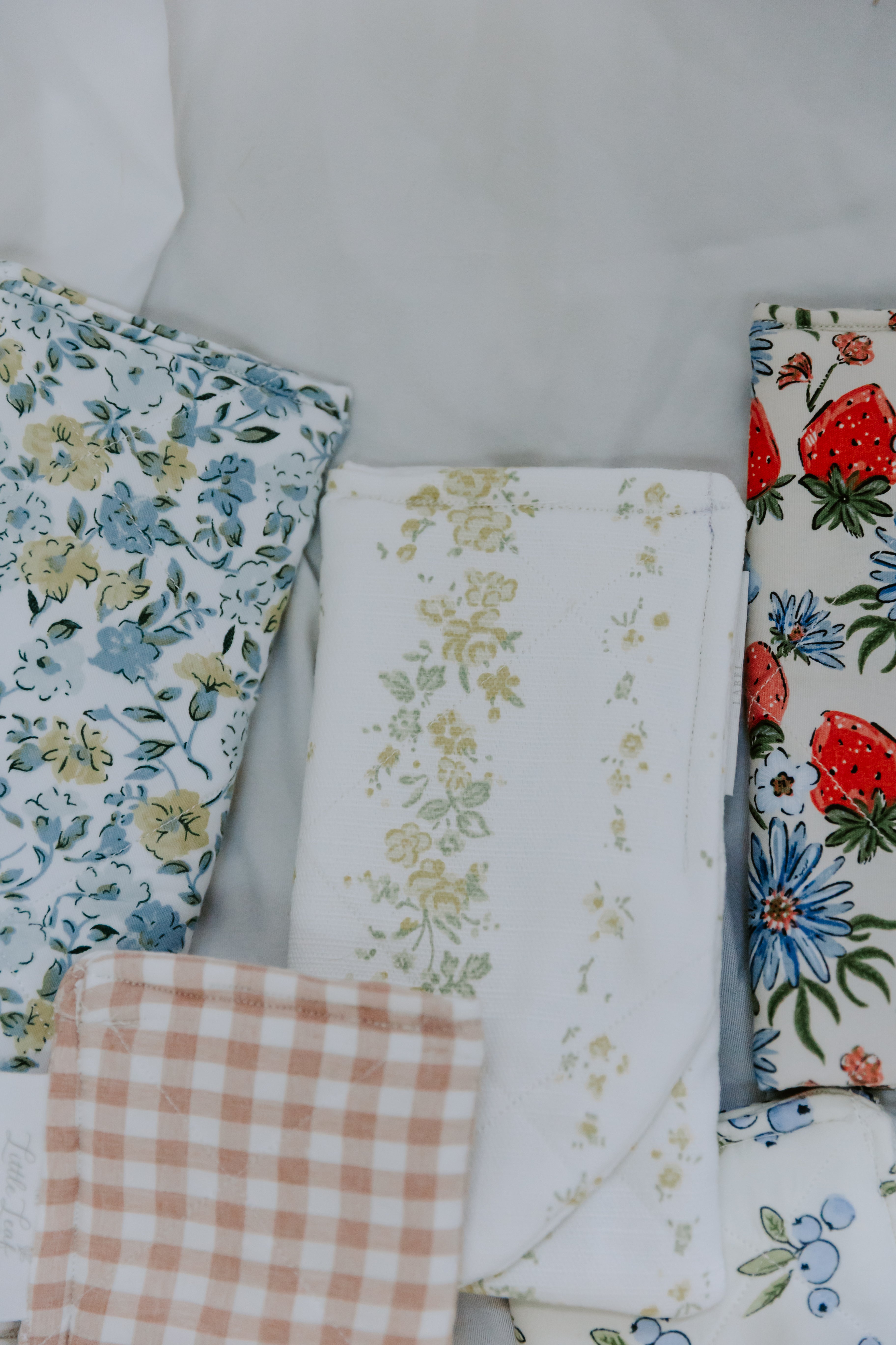 Blue Meadow Sunglass Sleeve