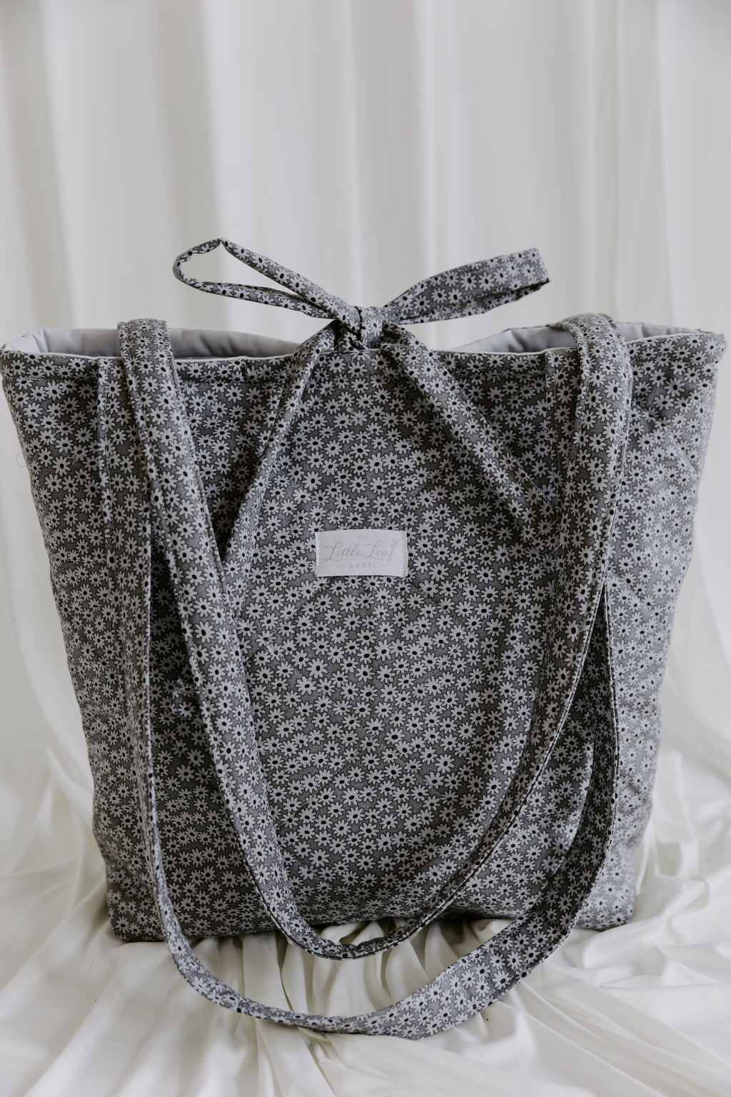 Ditsy Daisy Market Tote